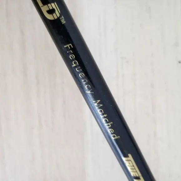 Master Grip Graphite Gold 9.5° Driver [RH] Stiff Flex Graphite 45" (Bad Grip) - Picture 13 of 16